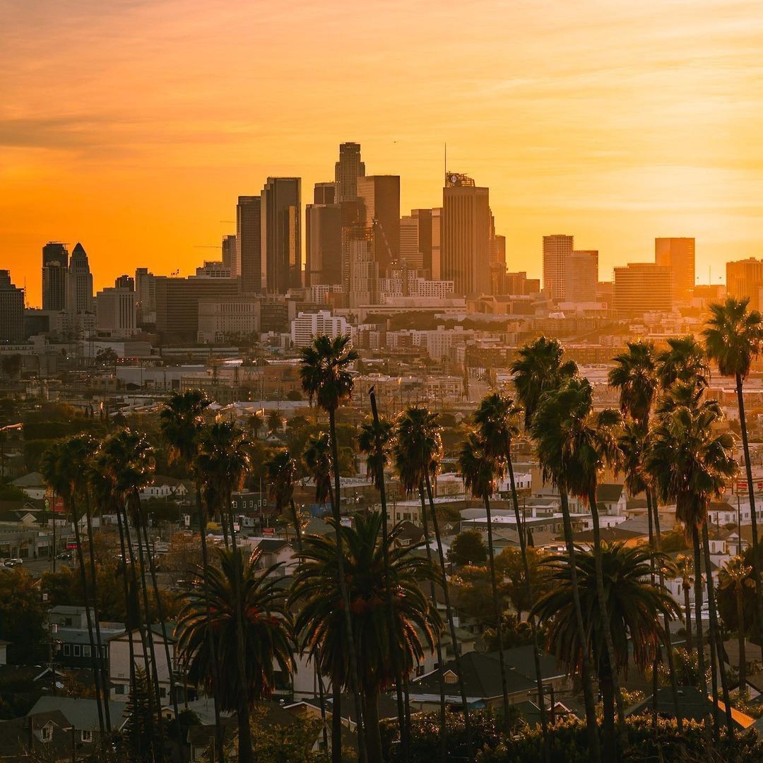 What to Do with Your Stuff When You Are Between Homes in Los Angeles